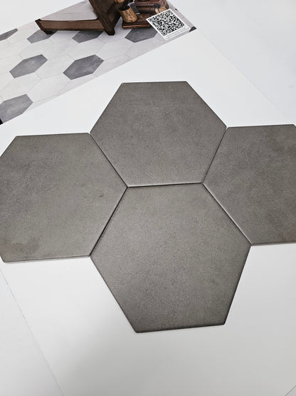 Hexagonal 17 Cement Dark - 17 x 19,5 cm - Ceramica - 1era